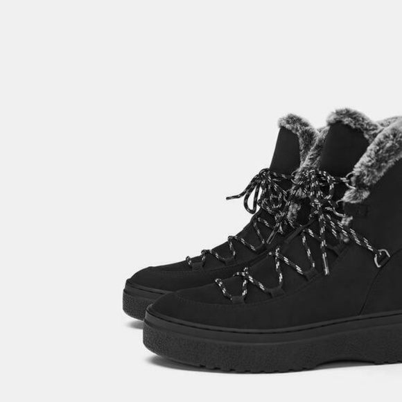 ZARA Chunky Sole Faux Fur Lining Mountain-Style Ankle Lace-Up